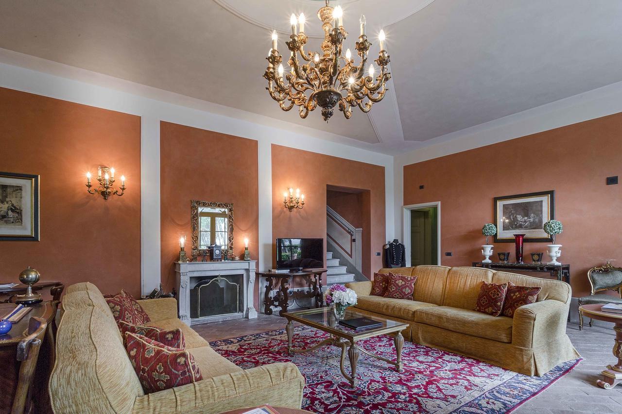 La Dimora Dell'Inventore Luxury B&B Capannori Exterior foto